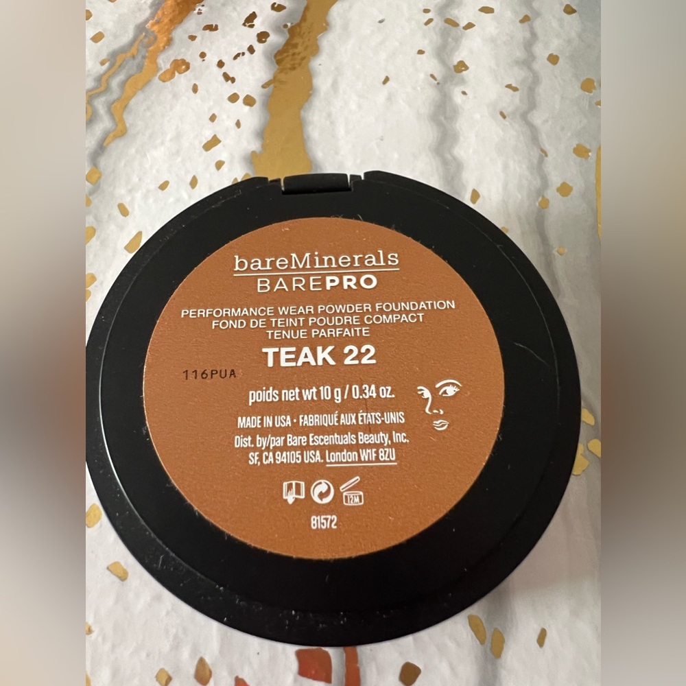 Bareminerals barepro performance wear powder foundation TEAK 22 DISCONTINUED